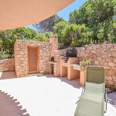 Holiday home Lovely In Trinita Dagultu Vignol With Wifi
